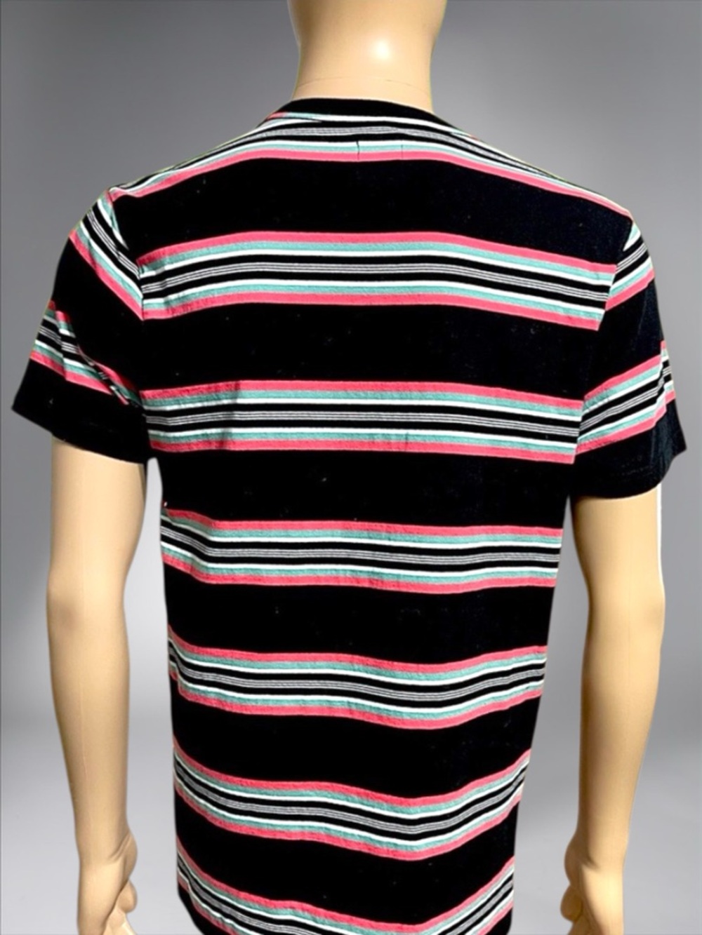 Men's Black Striped Crew Neck T-Shirt with Pocket - Picture 11 of 15